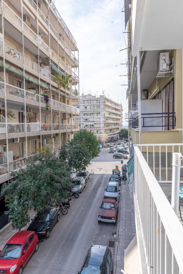 Aitolou Apartment Near The Sea Thessaloniki Exterior photo